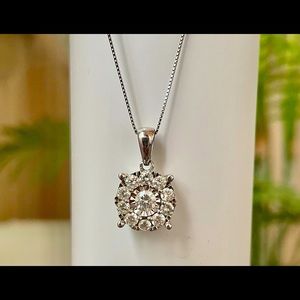 Diamond Halo 14K gold Necklace